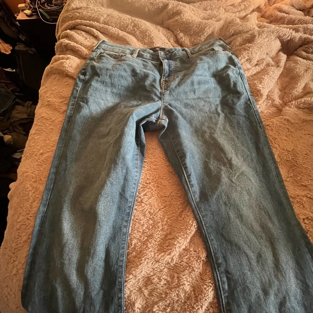 True Religion Bootcut Jeans – Size 34